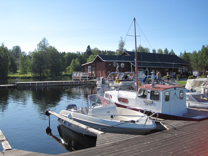 Explore Hoverberg - Båthamn