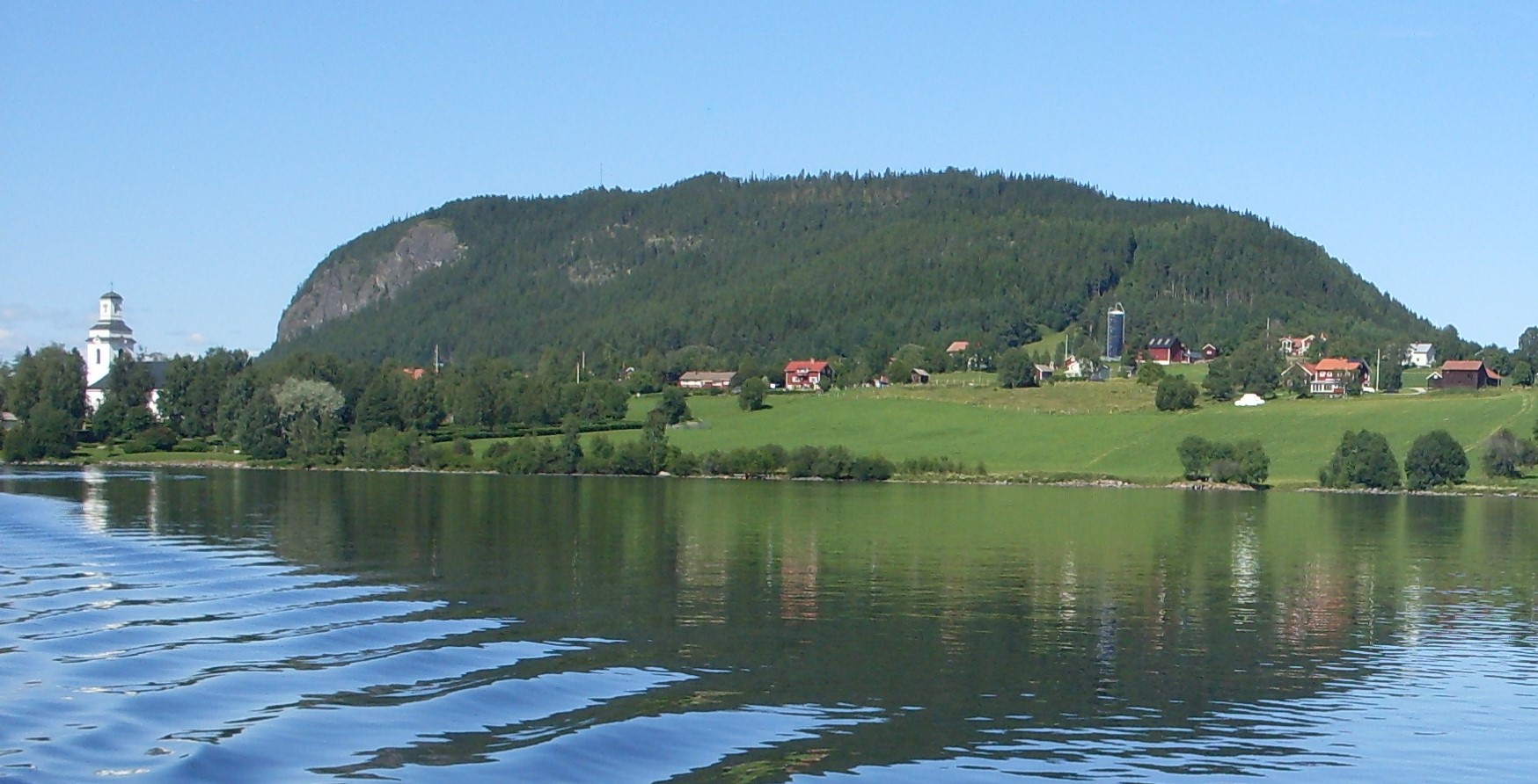 Explore Hoverberg - utsikt på Hoverberg